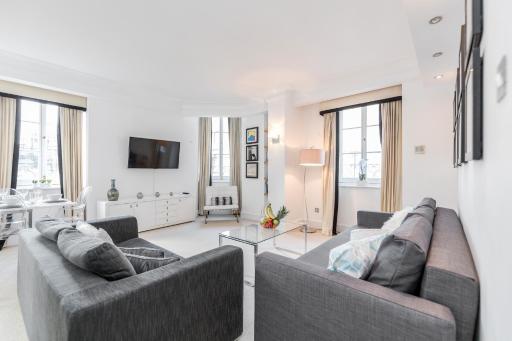 Outstanding Trafalgar Penthouse, sleeps 8 - Housity