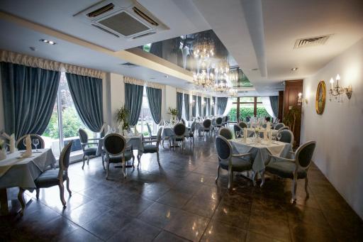 Park Hotel Bishkek - Housity