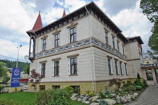Hotel Carol - Vatra Dornei - Housity