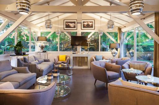 Hotel Acadie Les Ulis - Housity