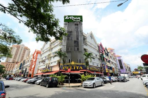 Artisan Eco Hotel - Housity