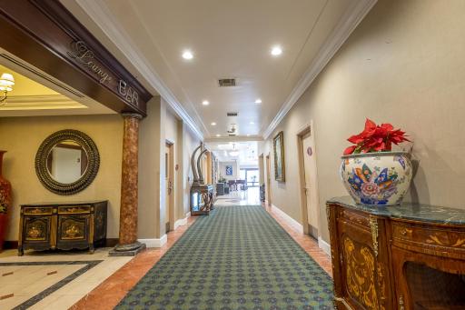 Howard Johnson by Wyndham Fullerton/Anaheim Conference Cntr - Housity