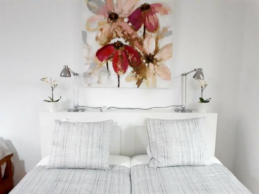 City Beach Home - Housity