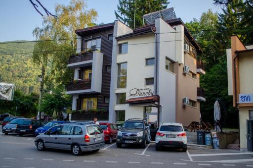 Guest House Dinevi - Housity