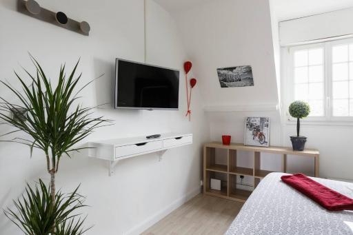 Cosy Solidor Beach View - Housity