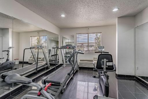 Studio 6-Dallas, TX - Housity