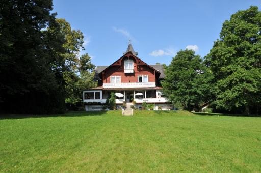 Jagdschloss Fahrenbühl Hotel Garni - Housity