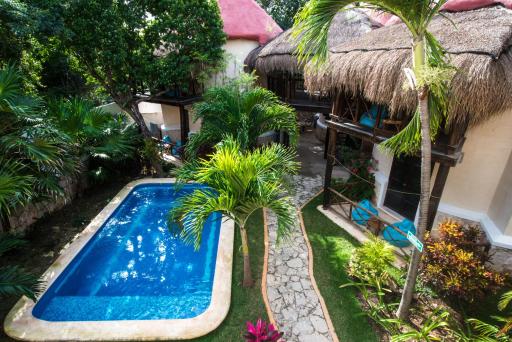 Hotel Uolis Nah - Housity