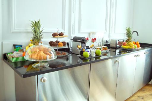 Purple Dog Suites - Housity
