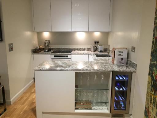 Sophia Gardens Apartment - Housity