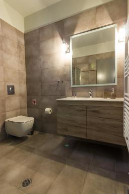 Amera - Troumpas Family Apartments - Housity