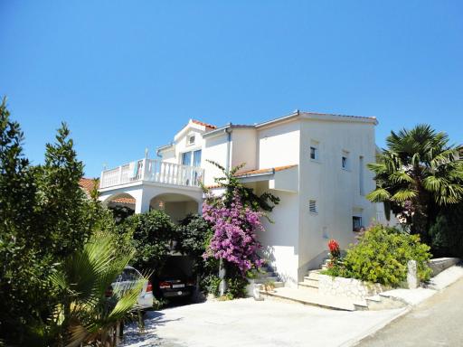 Apartment Marina - Housity