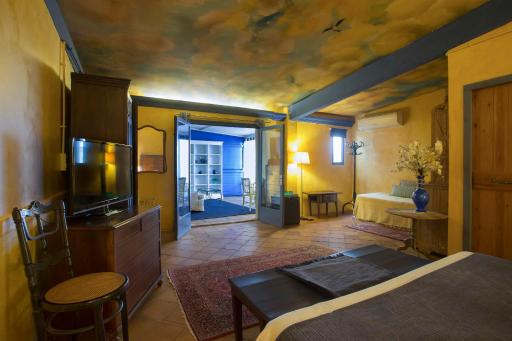 Hostal Blau - Housity