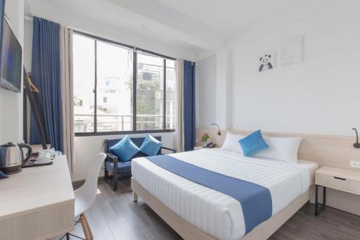 Spotlight Hotel - Housity