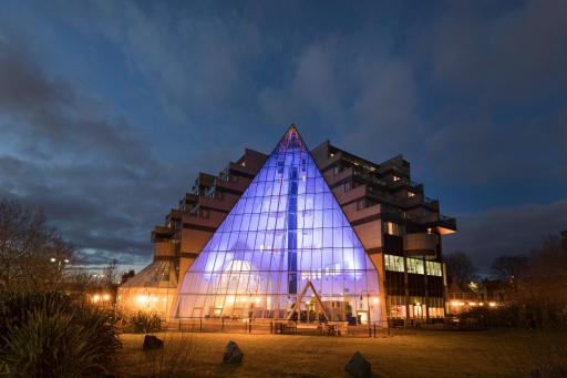 Leonardo Royal Southampton Grand Harbour - Housity