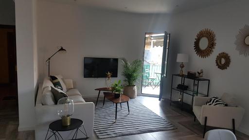 Piso Junto a la ciudad Las ciencias - Housity