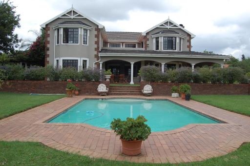 Maple Manor - Housity