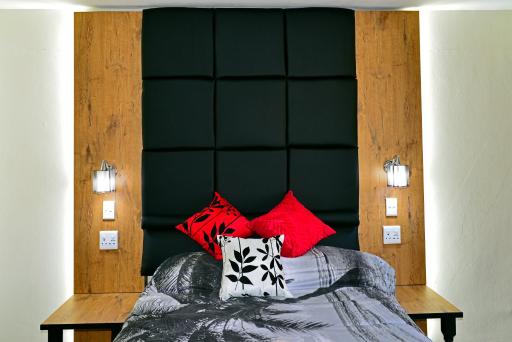 Hyswan Self Catering Guesthouse - Hizvo