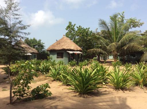 The Akwidaa Inn - Housity