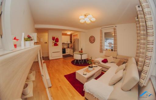 Isaka Samokovlije Apartment - Housity