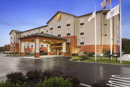 Super 8 by Wyndham Pennsville/Wilmington - Housity