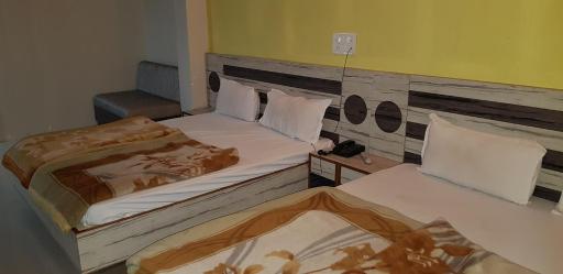 Peaceful and hygienic stay for groups - Housity