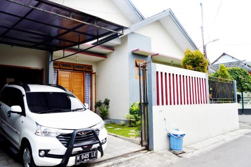 Wirobrajan Street Homestay Jogja - Housity