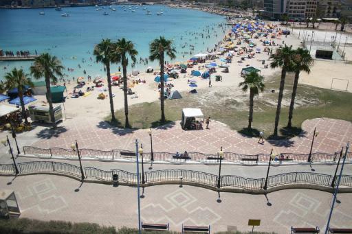 Pretty Bay Apartments - Housity