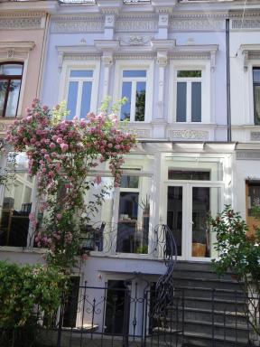 Temporary living - Housity