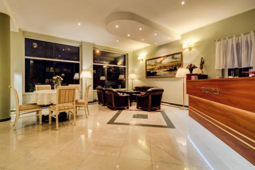 Villa Plaza - Housity