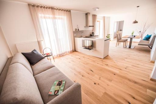 WEINBERG APARTMENTS & Brixen Südtirol Guest Pass - Housity