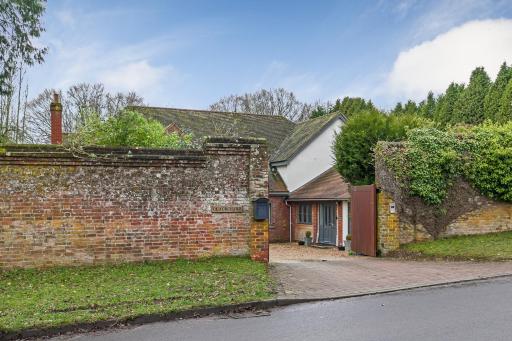 Winchester Apartments - Housity