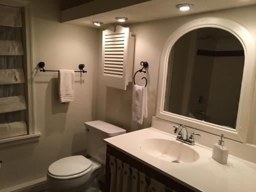 Rushing Stone Cottage - Housity