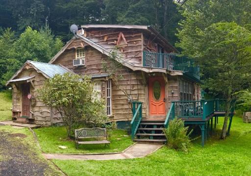 Rushing Stone Cottage - Housity