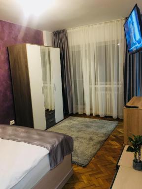 Ultracentral Studio - Housity