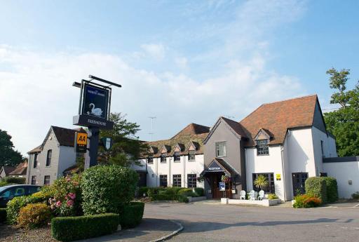 The White Swan - Housity
