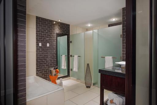 Ravel Hotel Trademark Collection by Wyndham - Housity