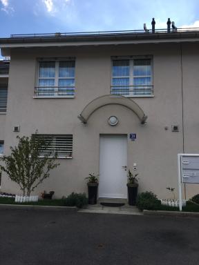 B&B Kelly - Hizvo
