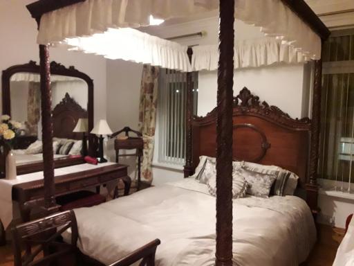 Titanic Sailortown Belfast City Centre townhouse - Hizvo
