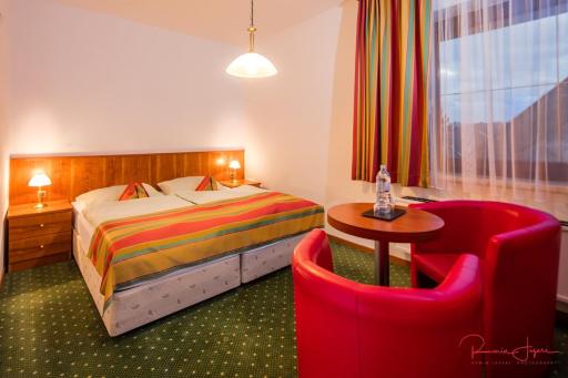 Turmhof Breitenbrunn - Housity