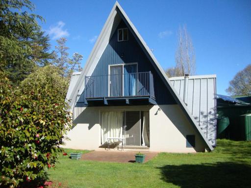 Ageri Holiday House - Housity