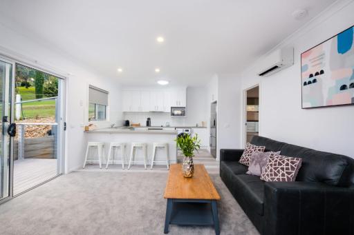 Albury Yalandra Apartment 4 - Housity