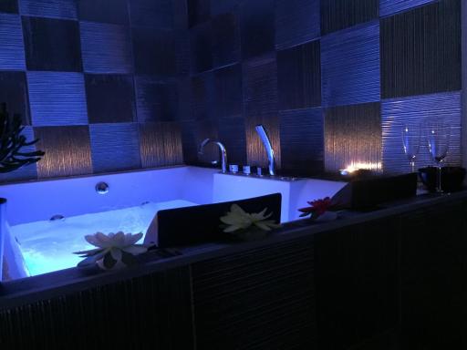 Barbarella Suite - Housity