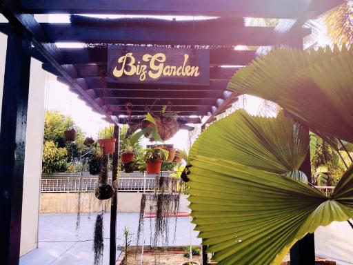 Big Garden Homestay - Housity