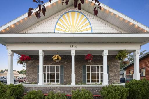 Days Inn by Wyndham Grayling - Housity
