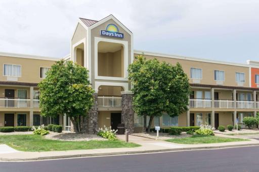 Days Inn by Wyndham Florence Cincinnati Area - Housity