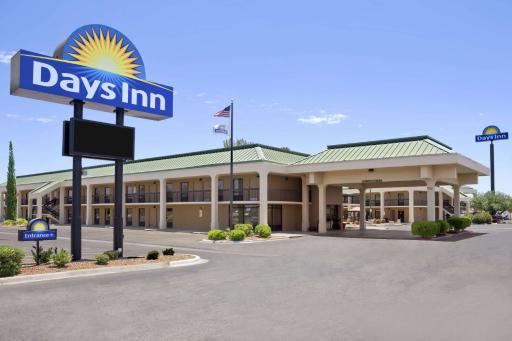 Days Inn by Wyndham Las Cruces - Housity