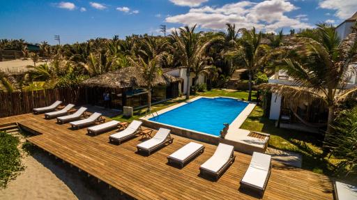 Beachfront Los Cocos de Vichayito - Housity