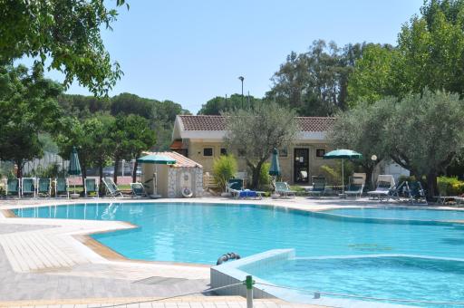Borgo Degli Ulivi Natural Resort - Housity