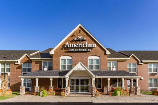 AmericInn & Suites Burnsville, MN - Housity